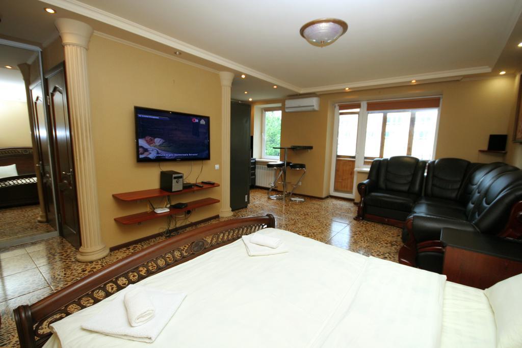 Pechersk Apartment In Kiev Center Oda fotoğraf